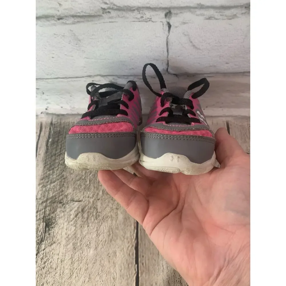 UNDER ARMOUR Girl’s Pink/Gray Sneakers / Size: 3